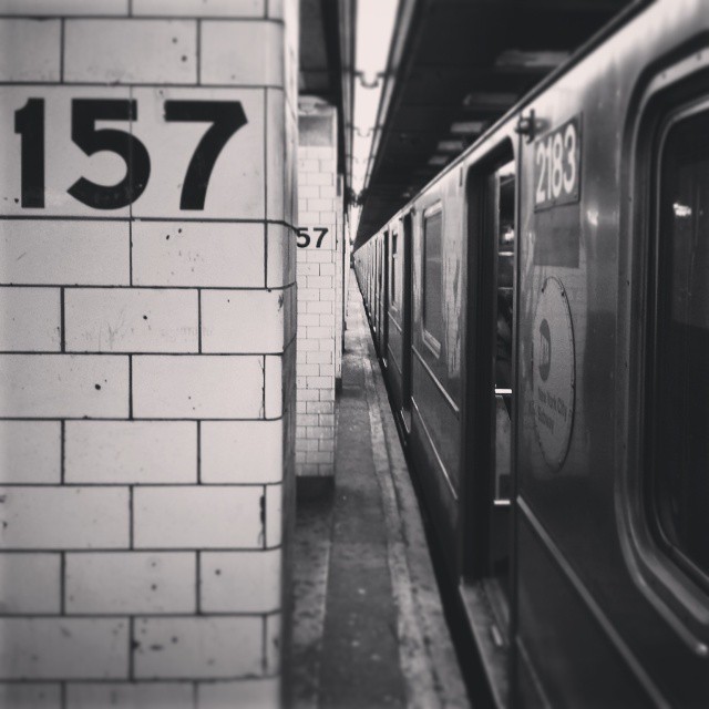 1 Train Station 157th Street - Washington Heights